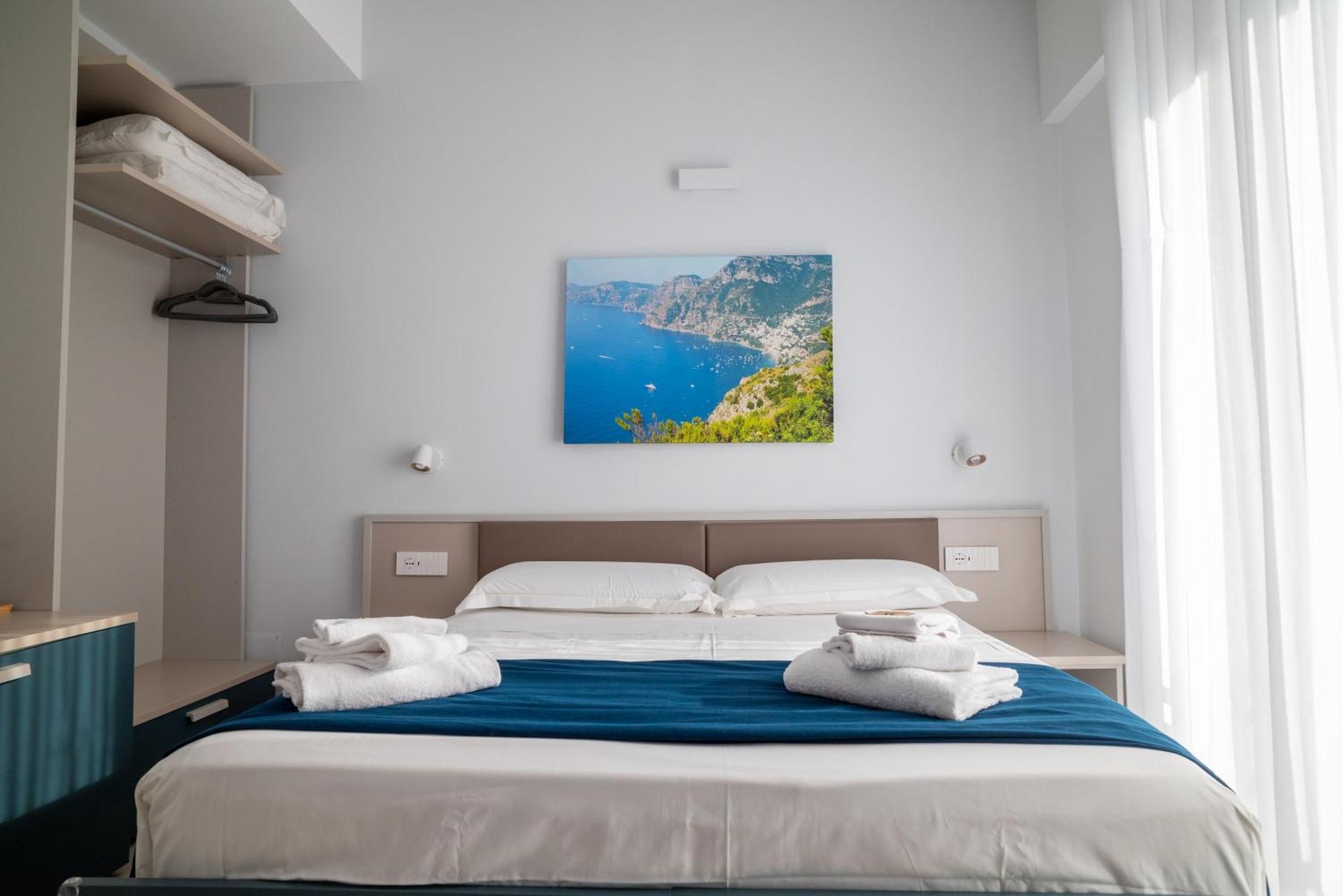 Divina Holiday - Rooms Майори Экстерьер фото